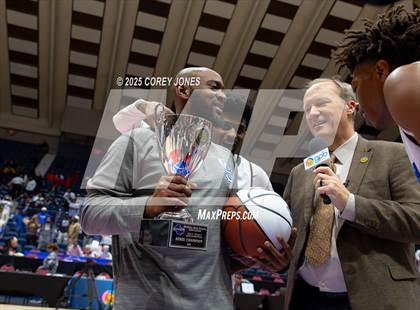 Thumbnail 2 in McIntosh County Academy vs Savannah (GHSA A-D2 Championship) photogallery.