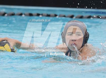 Thumbnail 2 in Francis Parker vs. Rancho Bernardo (CIF SDS D2 Quarterfinal) photogallery.