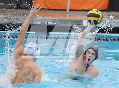 Thumbnail 3 in Francis Parker vs. Rancho Bernardo (CIF SDS D2 Quarterfinal) photogallery.