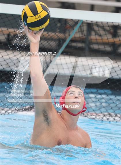 Thumbnail 2 in Francis Parker vs. Rancho Bernardo (CIF SDS D2 Quarterfinal) photogallery.
