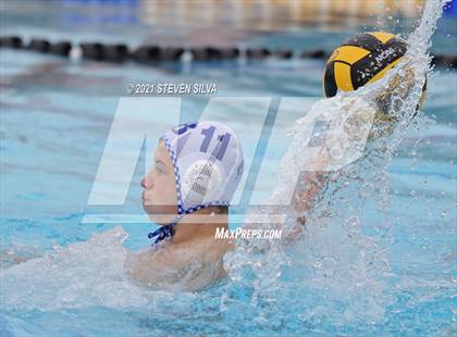 Thumbnail 3 in Francis Parker vs. Rancho Bernardo (CIF SDS D2 Quarterfinal) photogallery.