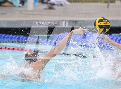 Thumbnail 2 in Francis Parker vs. Rancho Bernardo (CIF SDS D2 Quarterfinal) photogallery.
