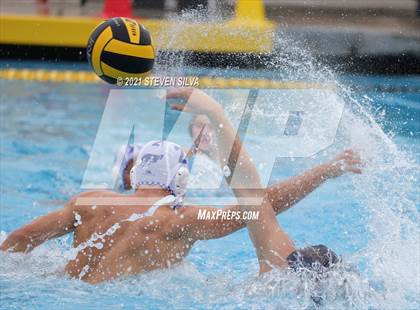 Thumbnail 2 in Francis Parker vs. Rancho Bernardo (CIF SDS D2 Quarterfinal) photogallery.