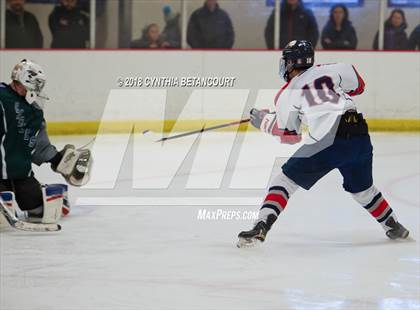 Thumbnail 3 in Kent Denver vs Pine Creek (CHSAA First Round) photogallery.
