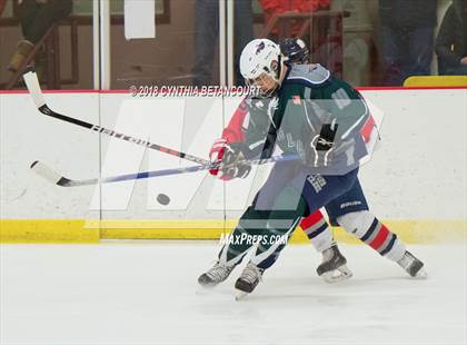 Thumbnail 3 in Kent Denver vs Pine Creek (CHSAA First Round) photogallery.