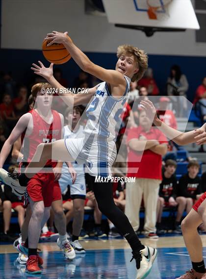 Thumbnail 1 in Flippin @ Cotter photogallery.