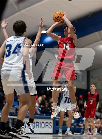 Thumbnail 3 in Flippin @ Cotter photogallery.