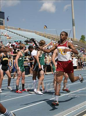 Thumbnail 1 in NCHSAA 4A State Championships (Boys Track Events) photogallery.