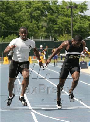 Thumbnail 2 in NCHSAA 4A State Championships (Boys Track Events) photogallery.