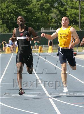 Thumbnail 1 in NCHSAA 4A State Championships (Boys Track Events) photogallery.