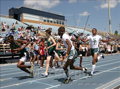 Thumbnail 3 in NCHSAA 4A State Championships (Boys Track Events) photogallery.