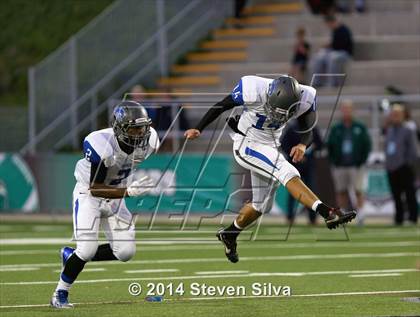Thumbnail 3 in El Capitan vs. Rancho Bernardo (CIF SDS D2 Final) photogallery.