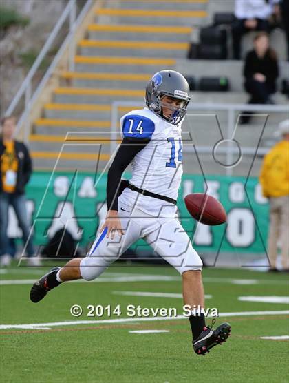 Thumbnail 3 in El Capitan vs. Rancho Bernardo (CIF SDS D2 Final) photogallery.