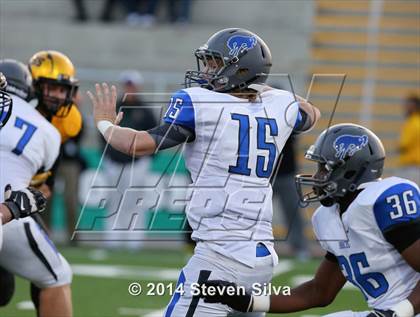Thumbnail 2 in El Capitan vs. Rancho Bernardo (CIF SDS D2 Final) photogallery.