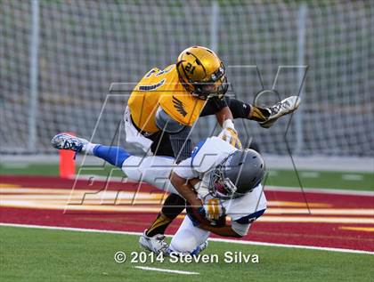 Thumbnail 3 in El Capitan vs. Rancho Bernardo (CIF SDS D2 Final) photogallery.