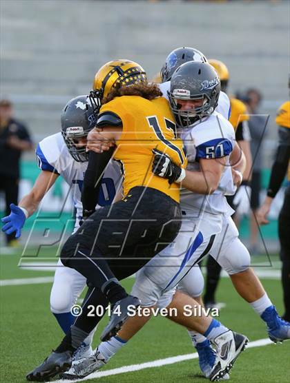 Thumbnail 3 in El Capitan vs. Rancho Bernardo (CIF SDS D2 Final) photogallery.