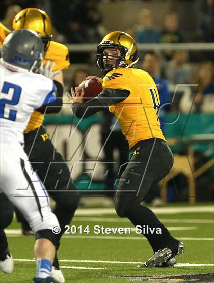 Thumbnail 2 in El Capitan vs. Rancho Bernardo (CIF SDS D2 Final) photogallery.