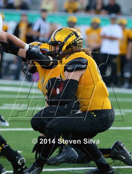 Thumbnail 3 in El Capitan vs. Rancho Bernardo (CIF SDS D2 Final) photogallery.