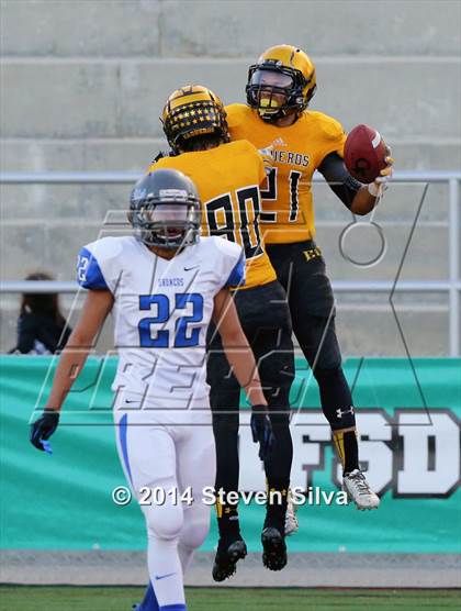 Thumbnail 3 in El Capitan vs. Rancho Bernardo (CIF SDS D2 Final) photogallery.