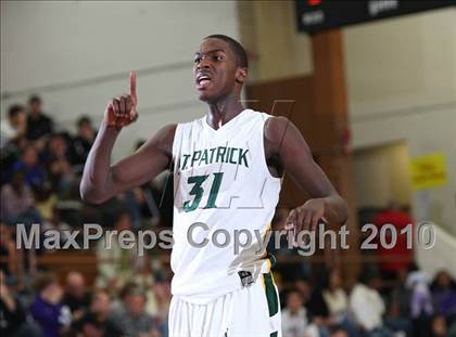Thumbnail 2 in St. Patrick vs. Ironwood Ridge (MaxPreps Holiday Classic) photogallery.