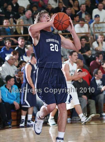 Thumbnail 3 in St. Patrick vs. Ironwood Ridge (MaxPreps Holiday Classic) photogallery.
