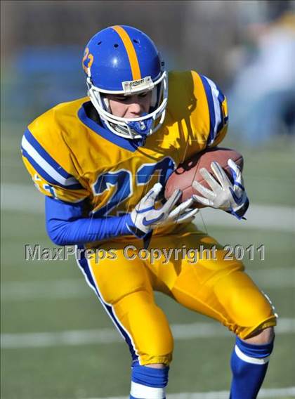 Thumbnail 2 in Hillhouse vs. Gilbert-Northwestern (CIAC Class M Semifinal) photogallery.