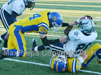 Thumbnail 3 in Hillhouse vs. Gilbert-Northwestern (CIAC Class M Semifinal) photogallery.