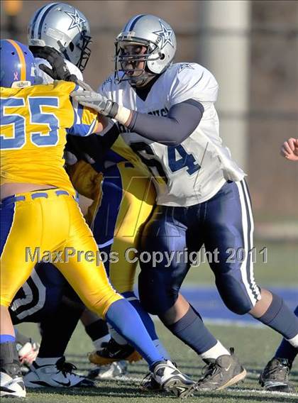 Thumbnail 2 in Hillhouse vs. Gilbert-Northwestern (CIAC Class M Semifinal) photogallery.