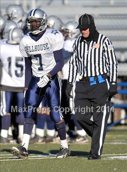 Thumbnail 2 in Hillhouse vs. Gilbert-Northwestern (CIAC Class M Semifinal) photogallery.