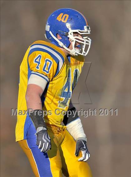 Thumbnail 1 in Hillhouse vs. Gilbert-Northwestern (CIAC Class M Semifinal) photogallery.