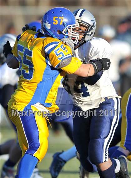 Thumbnail 3 in Hillhouse vs. Gilbert-Northwestern (CIAC Class M Semifinal) photogallery.