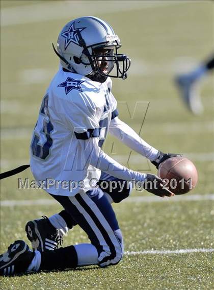 Thumbnail 2 in Hillhouse vs. Gilbert-Northwestern (CIAC Class M Semifinal) photogallery.