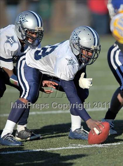 Thumbnail 3 in Hillhouse vs. Gilbert-Northwestern (CIAC Class M Semifinal) photogallery.