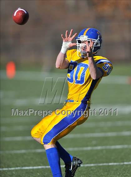 Thumbnail 1 in Hillhouse vs. Gilbert-Northwestern (CIAC Class M Semifinal) photogallery.