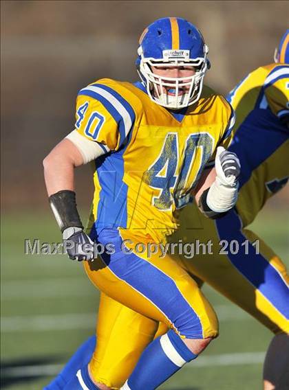 Thumbnail 3 in Hillhouse vs. Gilbert-Northwestern (CIAC Class M Semifinal) photogallery.