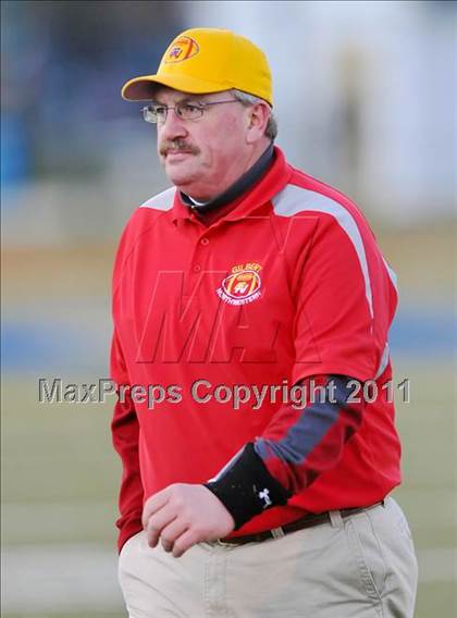Thumbnail 3 in Hillhouse vs. Gilbert-Northwestern (CIAC Class M Semifinal) photogallery.