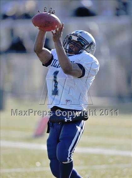 Thumbnail 1 in Hillhouse vs. Gilbert-Northwestern (CIAC Class M Semifinal) photogallery.