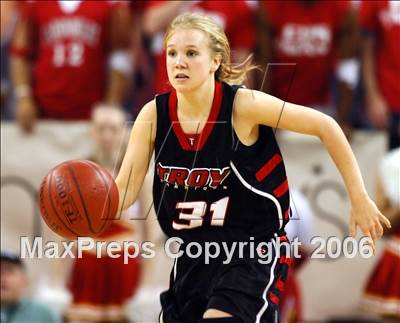 Thumbnail 2 in Troy vs. Carondelet (CIF State D2 Final) photogallery.