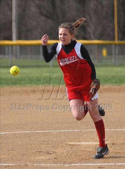 Thumbnail 2 in Wayne City @ Benton photogallery.