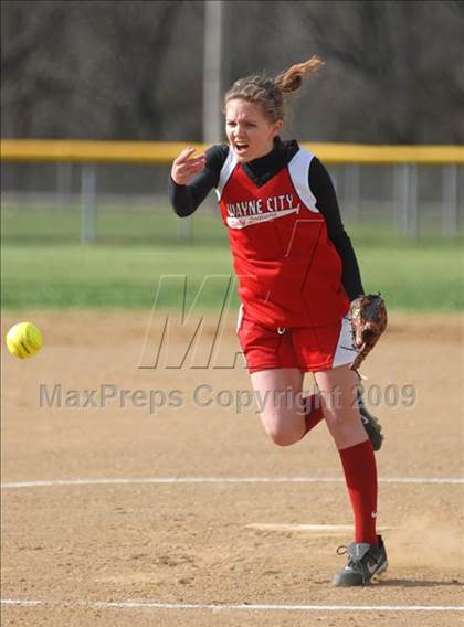 Thumbnail 1 in Wayne City @ Benton photogallery.
