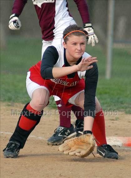 Thumbnail 1 in Wayne City @ Benton photogallery.
