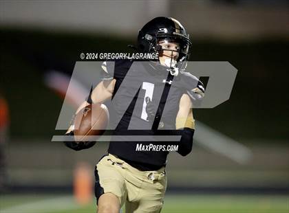 Thumbnail 3 in Aledo vs Fossil Ridge photogallery.