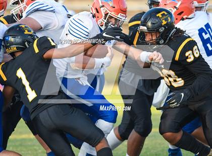 Thumbnail 3 in Hanahan @ Dillon (SCHSL Class AAA First Round Playoff) photogallery.