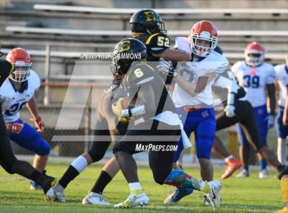 Thumbnail 3 in Hanahan @ Dillon (SCHSL Class AAA First Round Playoff) photogallery.