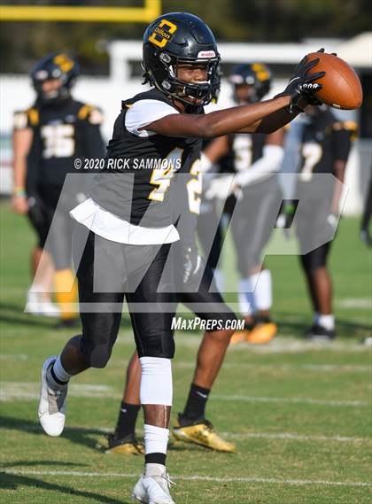 Thumbnail 2 in Hanahan @ Dillon (SCHSL Class AAA First Round Playoff) photogallery.