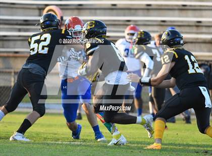 Thumbnail 2 in Hanahan @ Dillon (SCHSL Class AAA First Round Playoff) photogallery.
