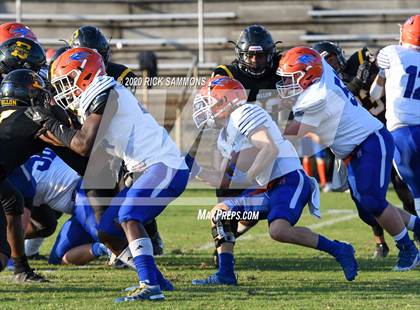 Thumbnail 3 in Hanahan @ Dillon (SCHSL Class AAA First Round Playoff) photogallery.