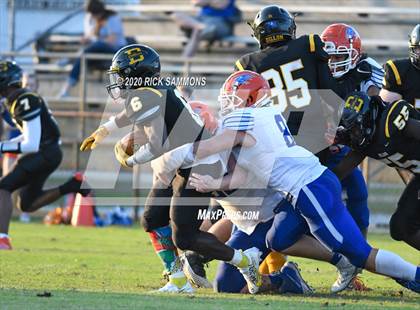 Thumbnail 3 in Hanahan @ Dillon (SCHSL Class AAA First Round Playoff) photogallery.