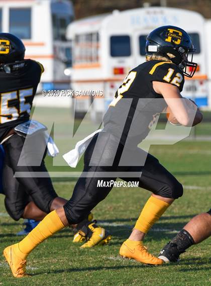 Thumbnail 2 in Hanahan @ Dillon (SCHSL Class AAA First Round Playoff) photogallery.