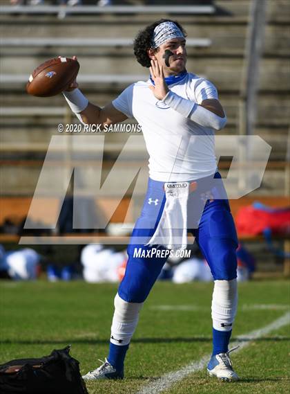 Thumbnail 1 in Hanahan @ Dillon (SCHSL Class AAA First Round Playoff) photogallery.